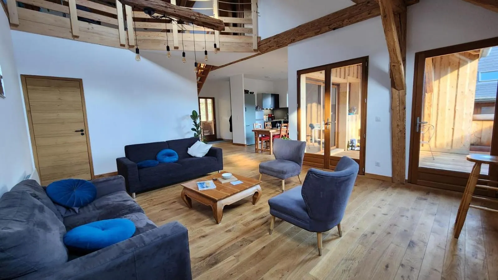 Maison De Village Lathuile